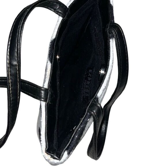 Express Mini Bucket Tote - Picture 4 of 9